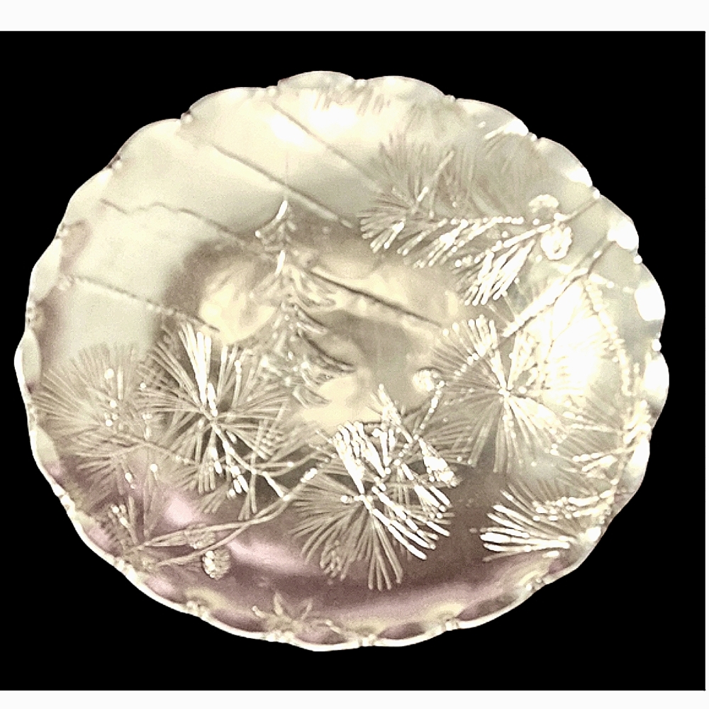 Vintage Arthur Armour Small Aluminum Dish Gold Pinecone Pattern 5-5/8"